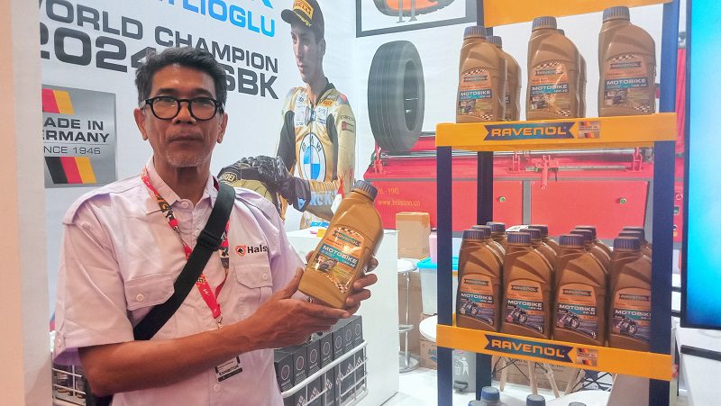 Revanol & Halston, Kombinasi Aman Dijalan Hadir di IMOS 2025