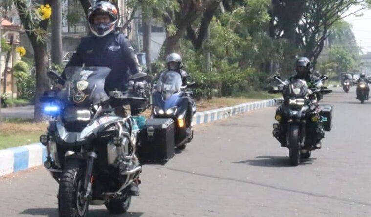 Turing ReligiMBI dari Surabaya ke Masjid Attawun Puncak