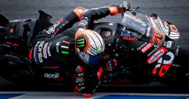 Marco Bezzecchi Finish ke-3, Aprilia Berjaya di Philip Island