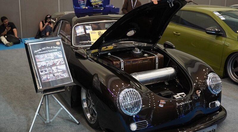 Sisihkan 150 Peserta, Porsche 356 Yumos Garage Sabet NMAA Ultimate Builder IMX 2025