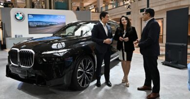 Weekend Premium BMW Indonesia di Plaza Senayan
