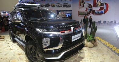 Menatap Pajero Sport Seakan Ingin Pergi Jauh Dan Tersesat di Dalamnya