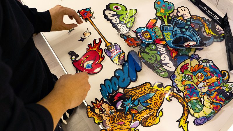 Ofero Stareer 3 Lit Brilliant Black Bomb Stiker By WD.Willy