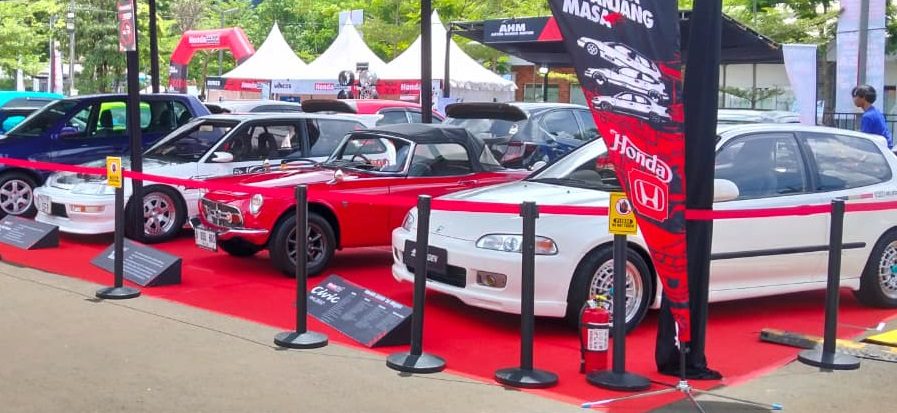 Parade Budaya Pop Otomotif Honda, Item Ikonik Generasi Romantisme