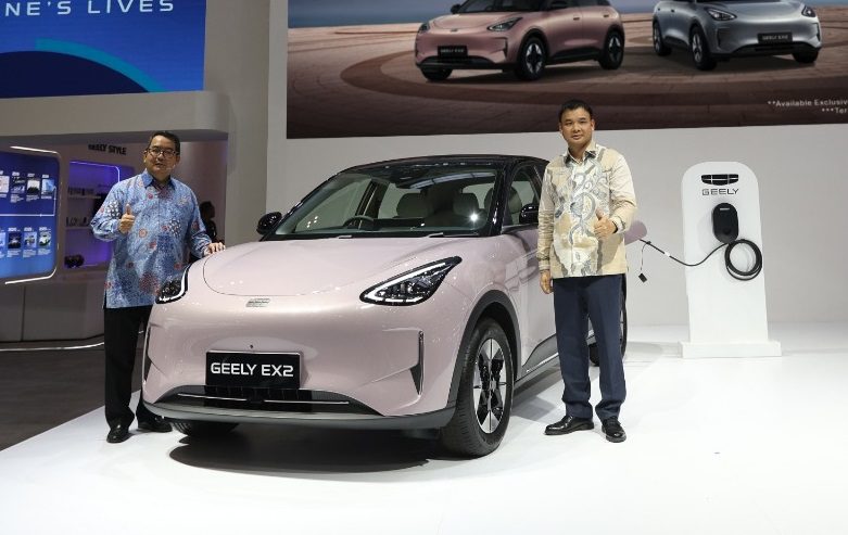 Selain EX2 Listrik, Geely Bawa Hybrid Mereka Starray EM-I di GJAW 2025