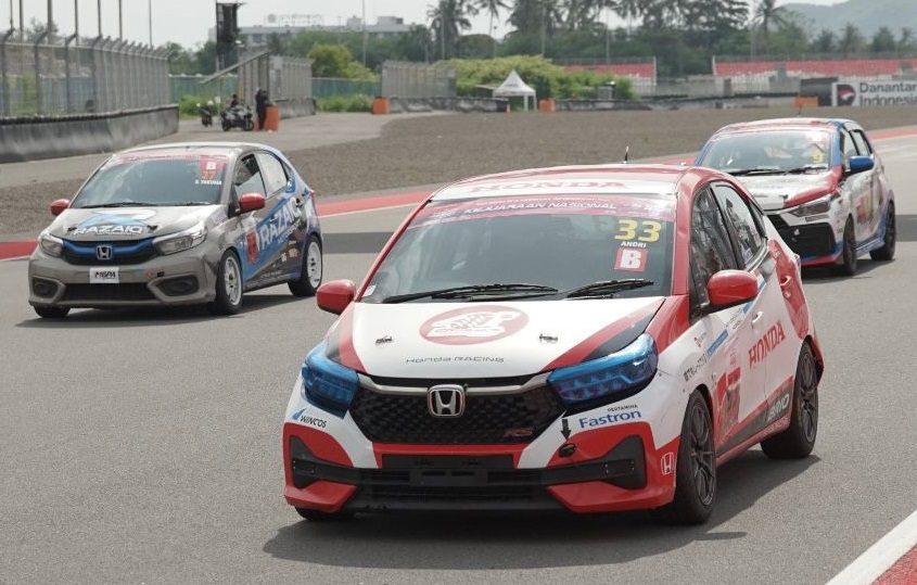 5 Gelar Juara Nasional, Honda Racing Indonesia Perkasa di MfoS  2025