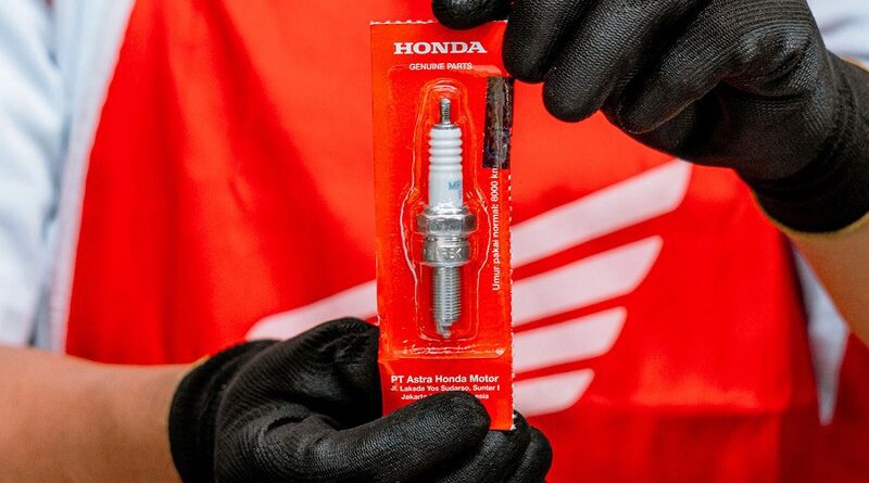 6 Tanda Busi Motor Lemah dan Cara Ceknya