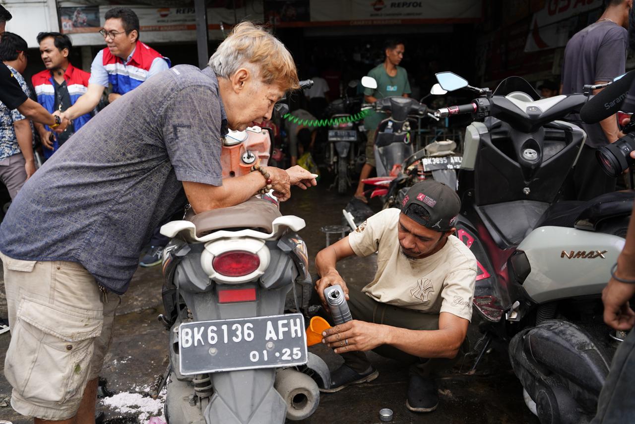 Layanan Gratis Ganti Oli Pertamina Untuk Korban Banjir Sumatra
