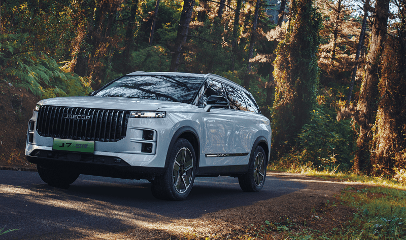 Liburan Nataru Mau Kemana Pakai Mobil Hybrid Saja, Ini 5 Kelebihannya