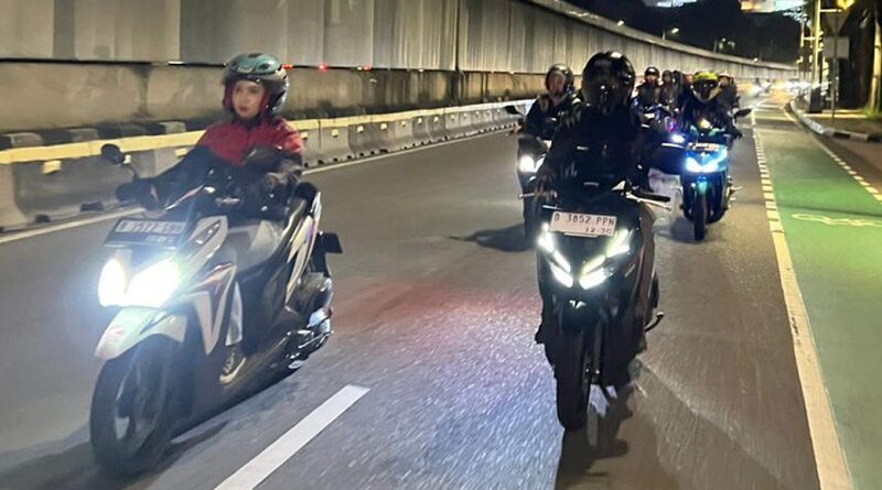 Night Ride With New Vario 125