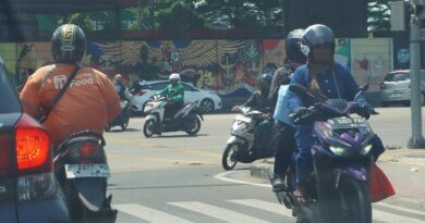 Siapkan Gopek Jika Berani Motoran Lawan Arus