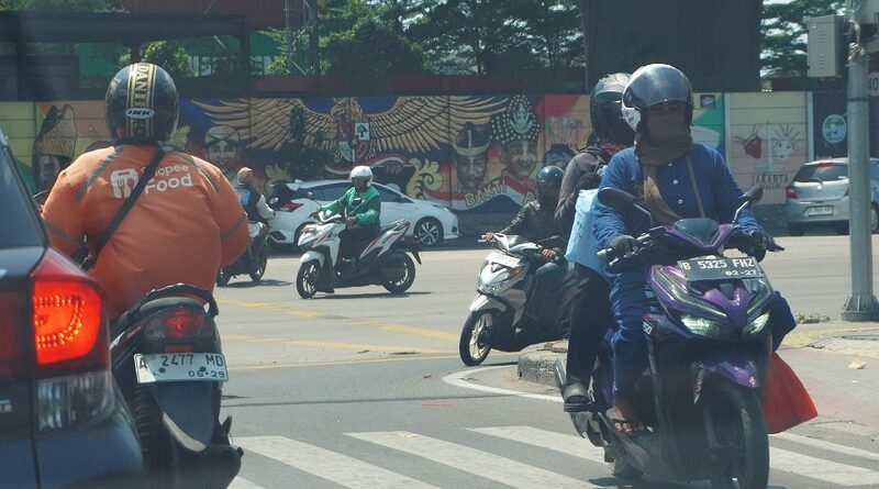 Siapkan Gopek Jika Berani Motoran Lawan Arus