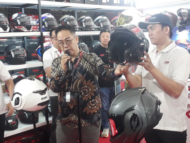 Cygnus & Atlas, Fresh Item SMK STUDDS Helmets Untuk Bikers Sejati di IIMS 2026
