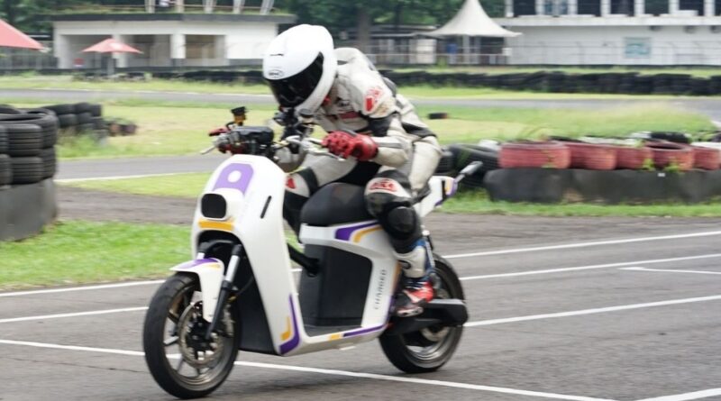 Charged Sulap Maleo Jadi Street Racing, Tembus 95 kmjam di Sentul