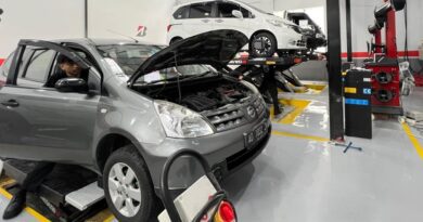 4 Tips Mudik Pakai Mobil Hybrid
