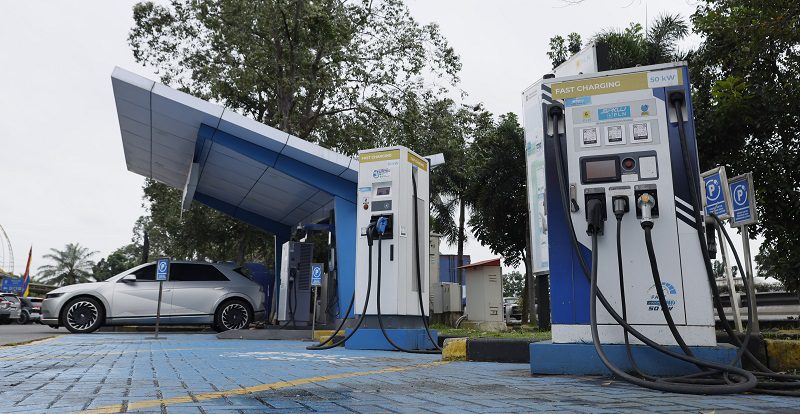 Daftar Komplit SPKLU Rest Area Tol Untuk Charging Mobil Listrik