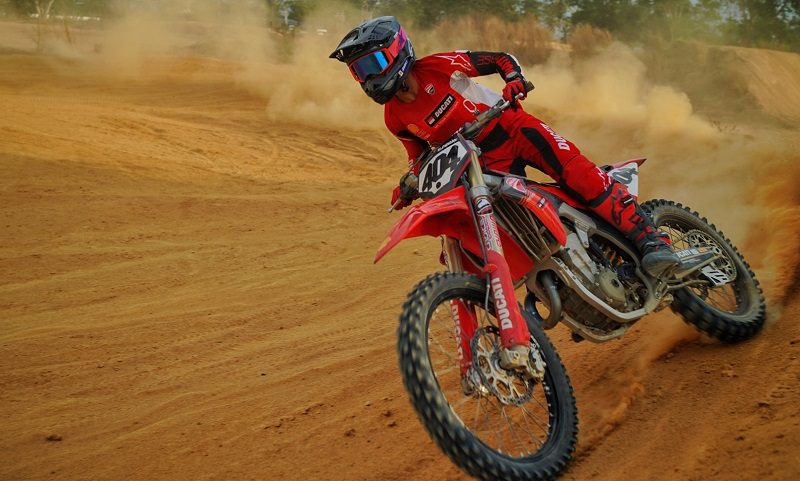 Zidane Tembus Posisi 4 Kualifikasi FMSCT Thailand Motocross 2026