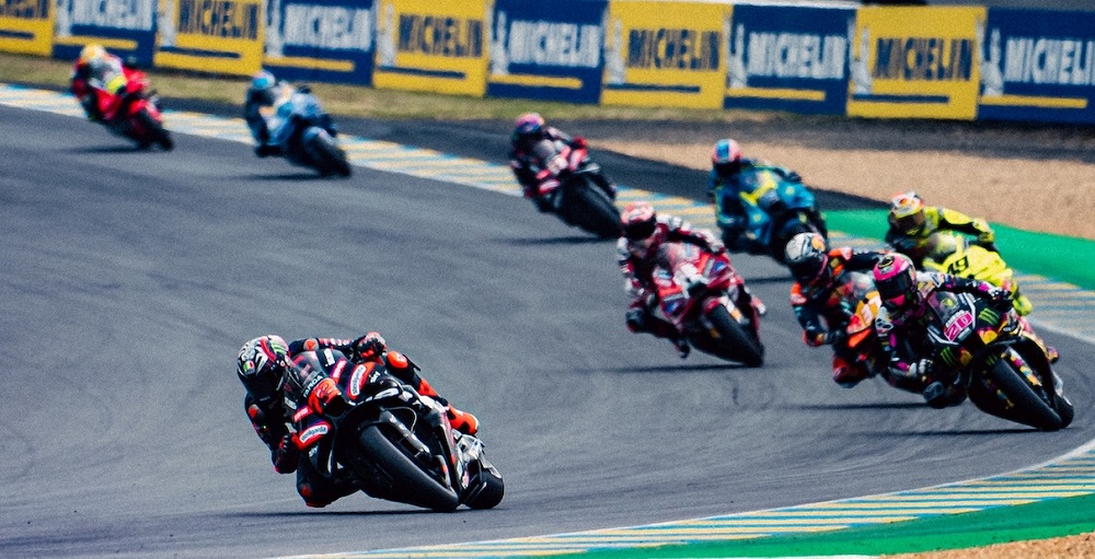 Aprilia Hattrick di Le Mans