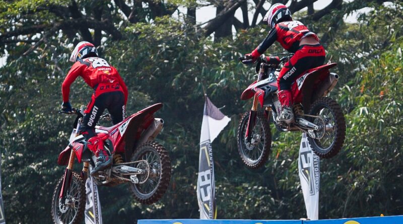Ducati Desmo450 MX Terbukti Gahar di Sirkuit Garuk Tanah