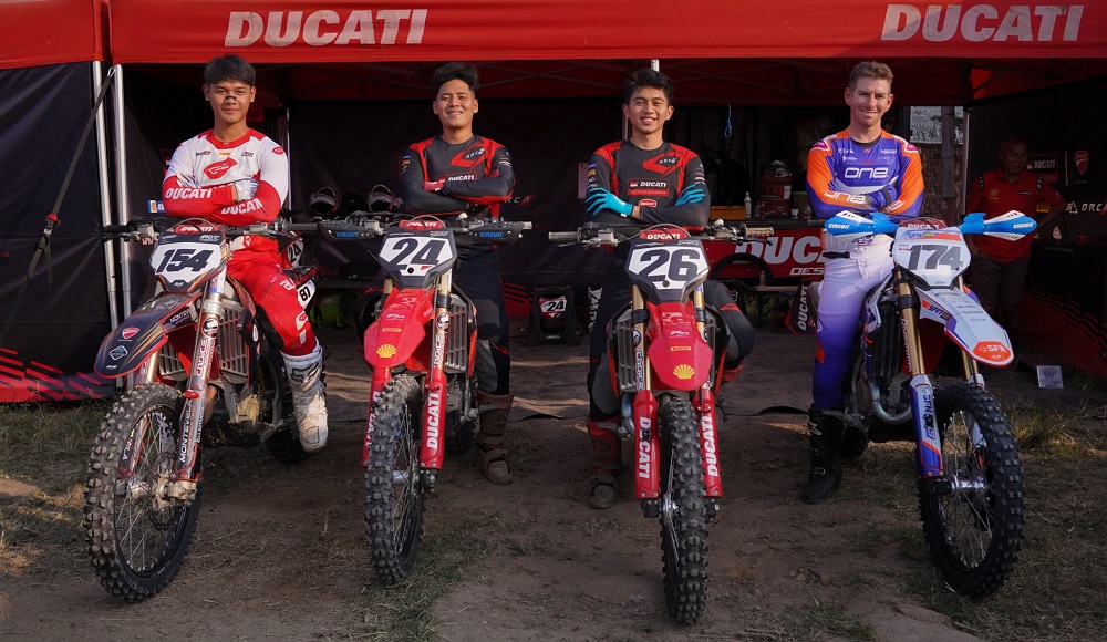 Ducati Desmo450 MX Terbukti Gahar di Sirkuit Garuk Tanah
