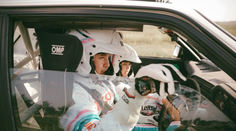 Mengenal El Mayka Sungkar, Navigator Rally Cilik