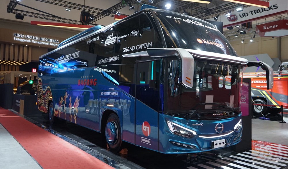 Kenapa Hino Jadi Spesialis Bus Ini Alasannya