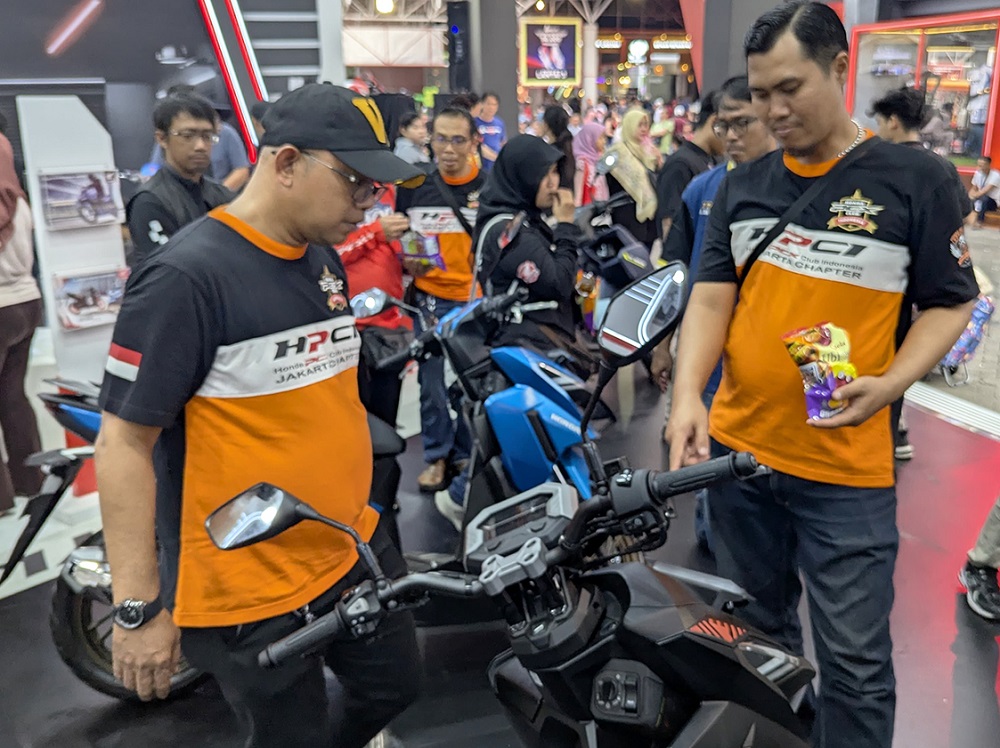 Wahana Honda Ajak 200 Biker Honda Intip Teknologi New Vario EVO 160 di Jakarta Fair