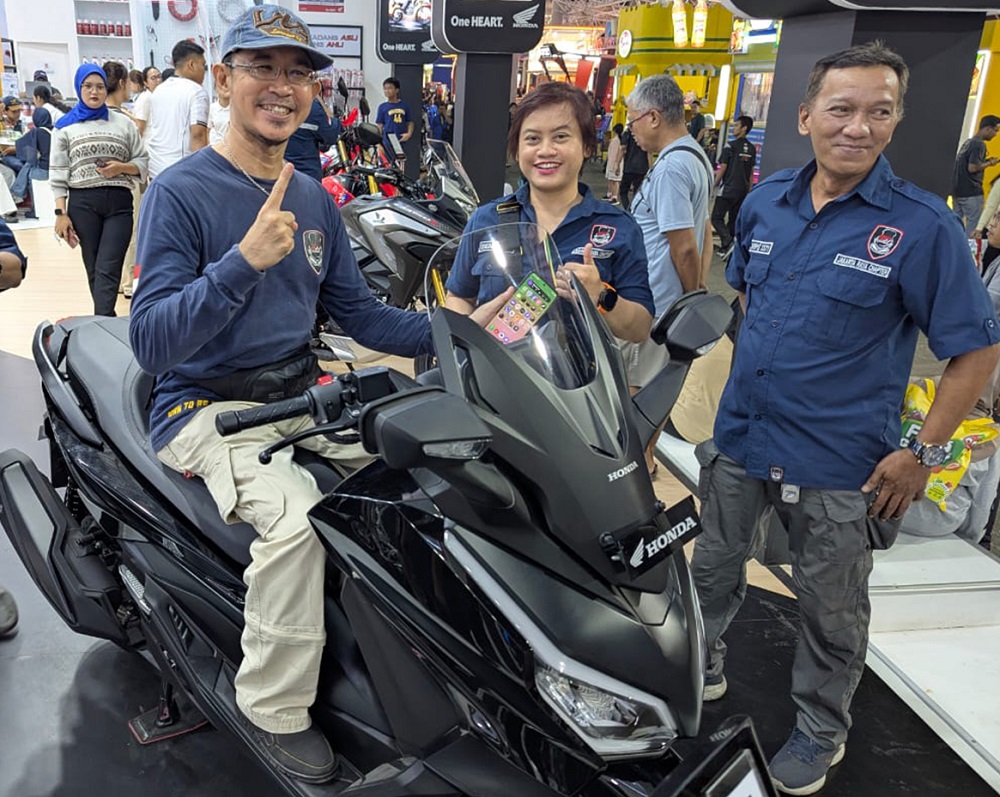 Wahana Honda Ajak 200 Biker Honda Intip Teknologi New Vario EVO 160 di Jakarta Fair