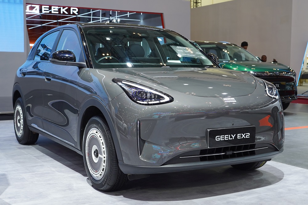 Boafeo & Aerotech 16 inci Dari HSR Sulap Geely EX2 Retro Klasik