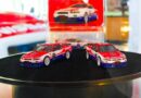 Nissan Skyline GT-R BNR34 Versi Hotwheels Raksasa
