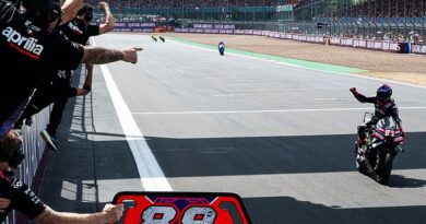 Raúl Fernández Menang, Aprilia Kuasai Podium Silverstone