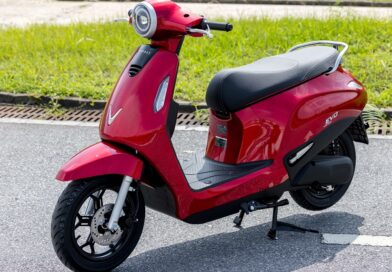Beli Motor Listrik VinFast, Gratis Tukar Baterai 20 Kali. Untung atau Rugi