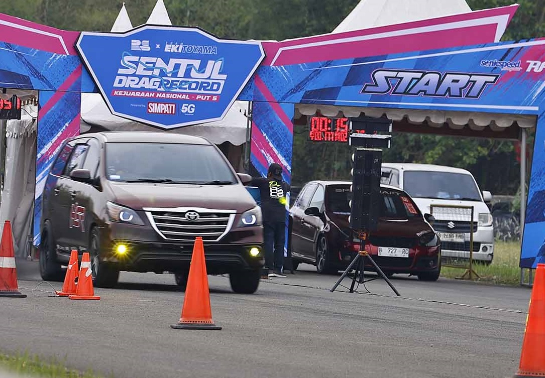 SEA Team Pro7 3 X Naik Podium, Dominasi Putaran 5 Kejurnas Drag Race 2026