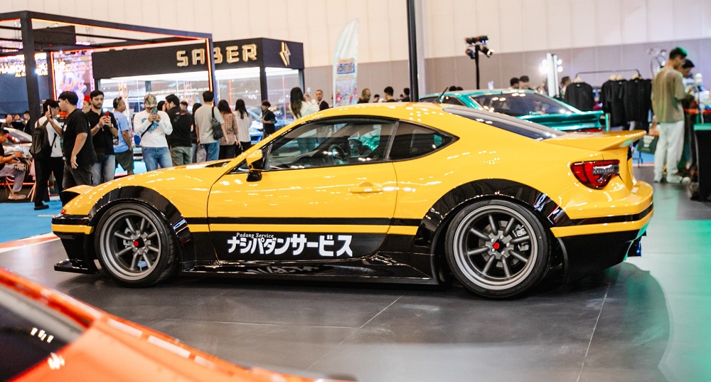Arif Muhammad Dandani Toyota FT-86 Jadi Mobil Pengantar Tahu AE86