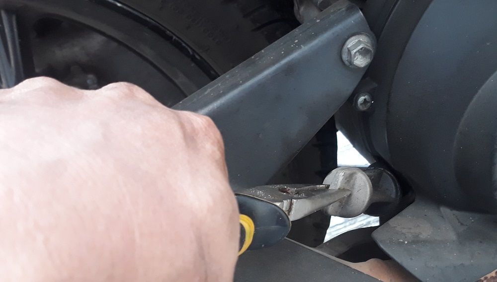 Cara Ganti Oli Yamaha Mio M3 125 Sendiri di Rumah