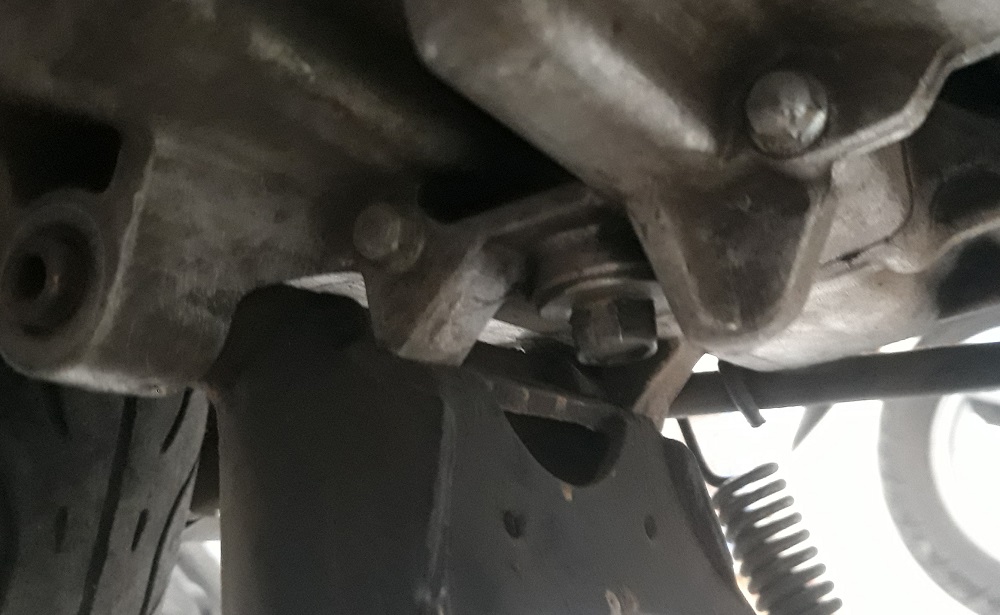 Cara Ganti Oli Yamaha Mio M3 125 Sendiri di Rumah