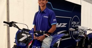 Djanoko Geber Yamaha YZ125 di Prancis